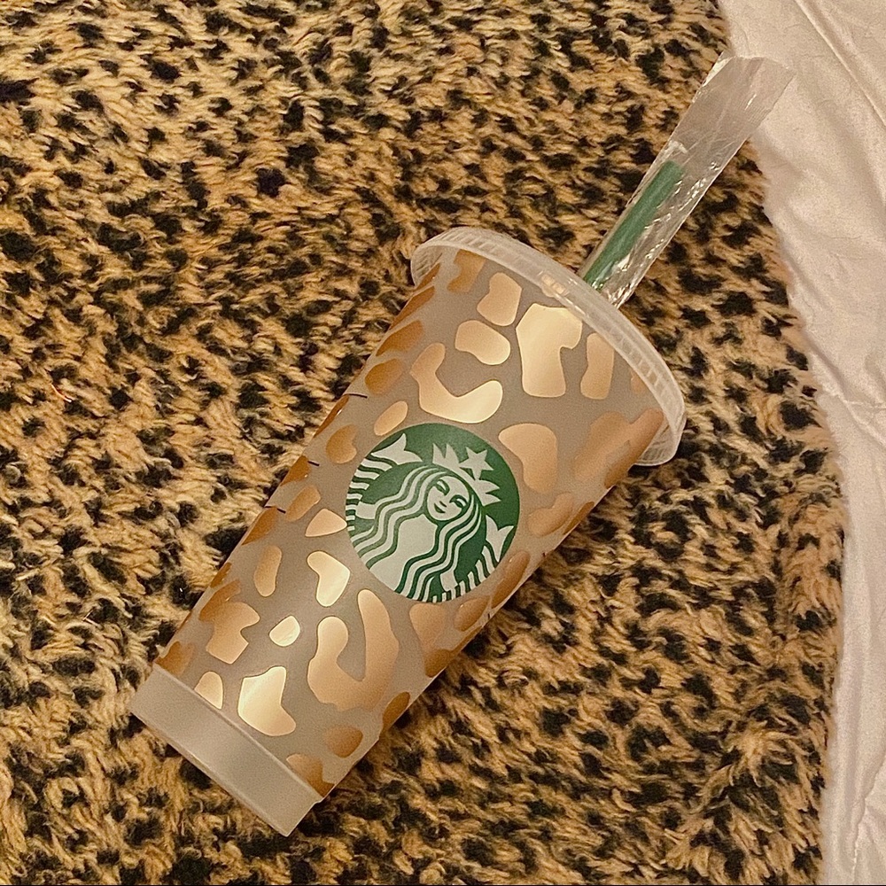 CUP SALE🎈Cheetah/leopard Print Starbucks Cold Cup - Picture 2 of 8
